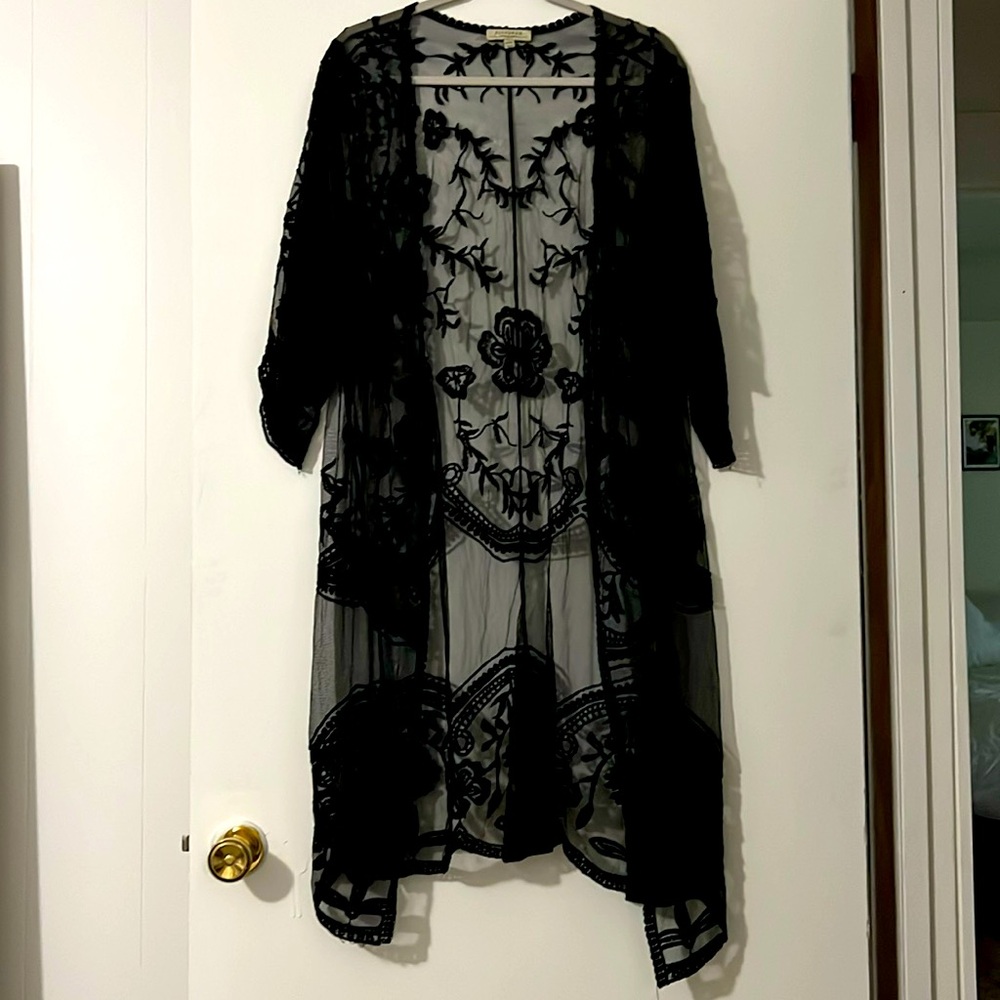 Black lace kimono 🕷️🕸️